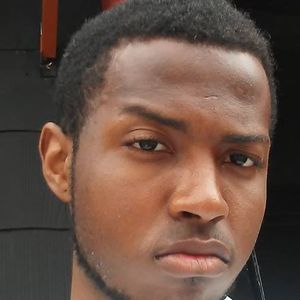 Meet your Posher, Devan